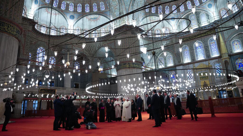 Pope visits Istanbul's Blue Mosque before talks with Turkey's religious leaders